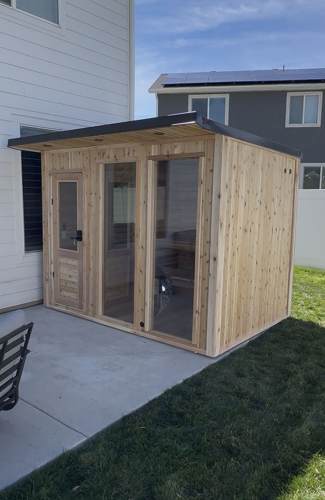 Cedar sauna installation